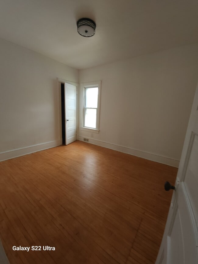 2nd Bedroom - 3805 N 20th St
