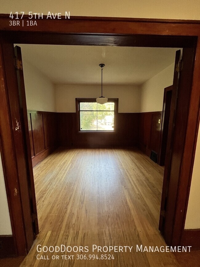Photo du bâtiment - 417 5th Ave N