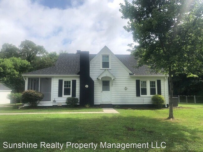 Building Photo - 1405 N Graham Hopedale Rd