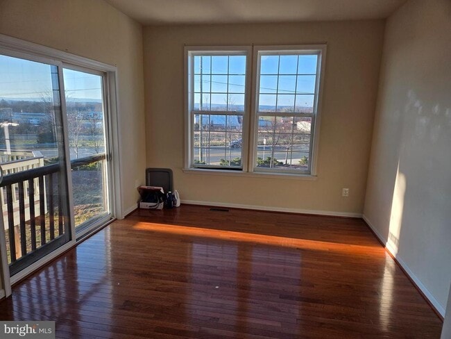 Foto del edificio - 129 Schramm Lp