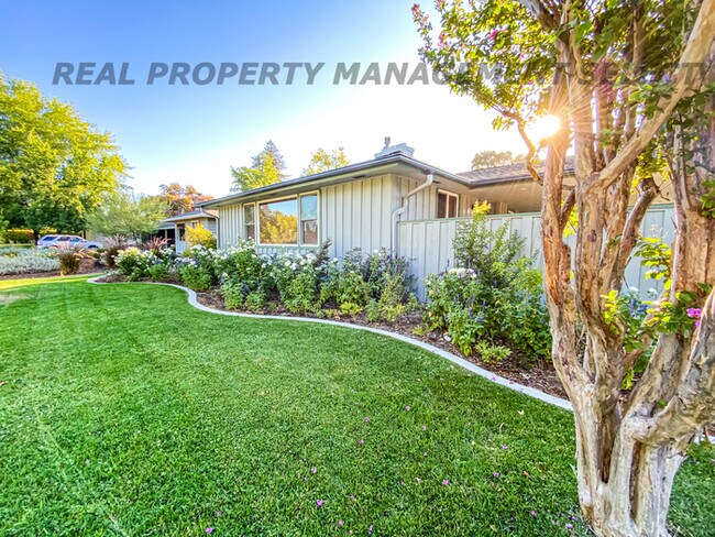 Foto del edificio - Stunning Executive Home in Arden Park Vista