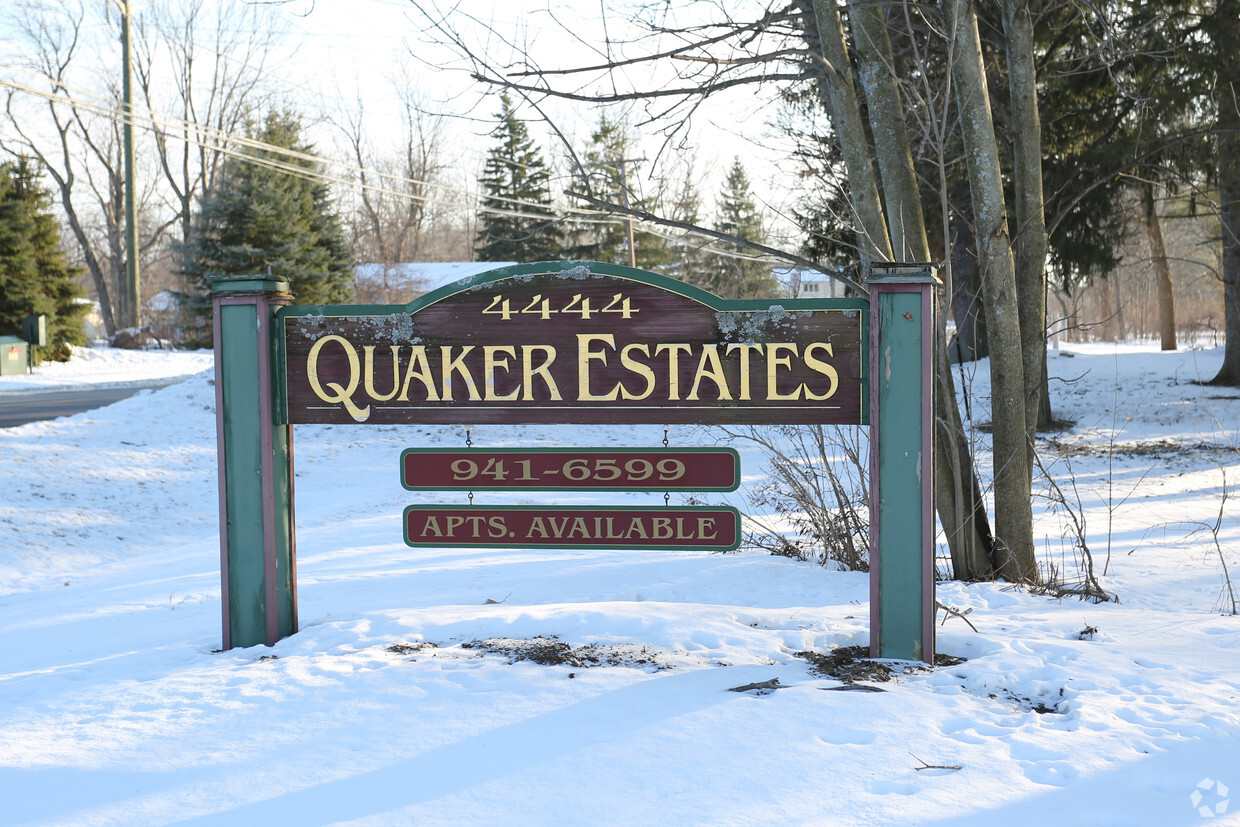 Sign - Quaker Estates