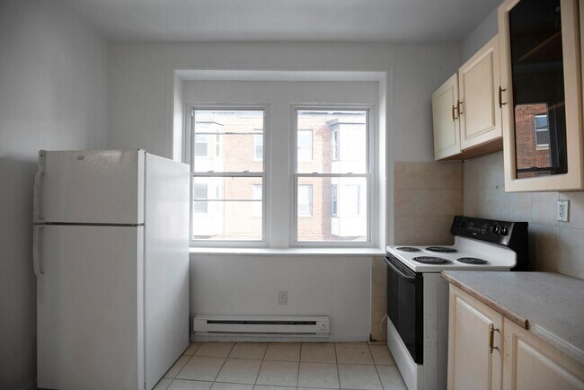 Foto del edificio - Newly Renovated 1BR 1Bath Spacious Second ...