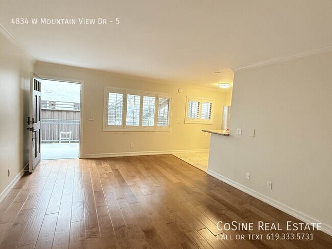 Building Photo - 4834 W Mountain View Dr