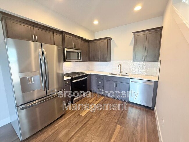 Foto del edificio - 1530 NW 29th Pl