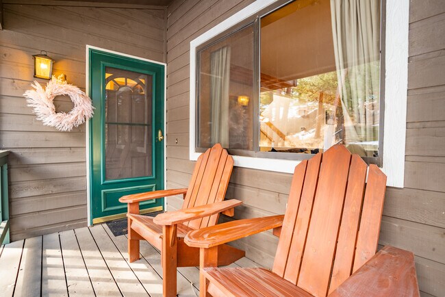 Front porch - 29983 Fir Dr