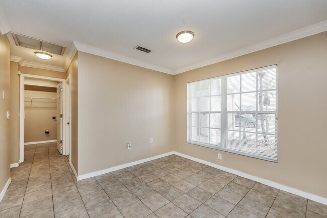 Building Photo - 4807 Weasel Dr