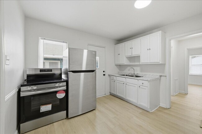 Foto del edificio - 1511-1511 N Chester Ave