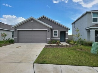 Building Photo - 10209 Kalamazoo Pl