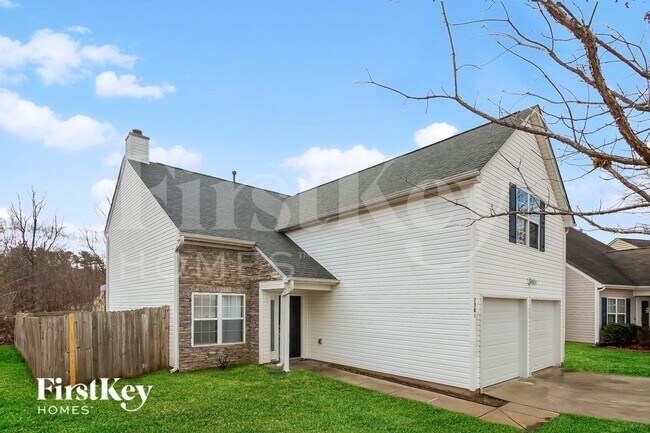 Foto del edificio - 7301 Hidden Creek Dr