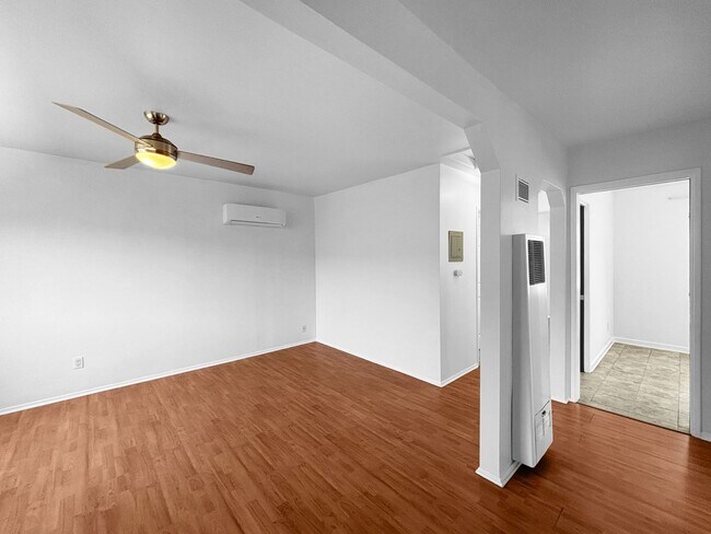 Foto del edificio - Charming 2BD/1BA House in Hillcrest W/ Min...