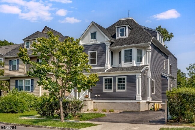 Foto del edificio - 47 Greenwood Ave