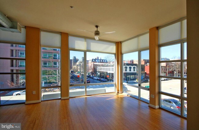 Foto del edificio - 1390 V St NW