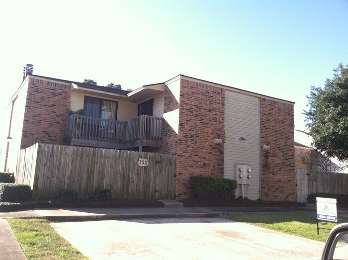 Primary Photo - GREAT CONDO ON WEST END