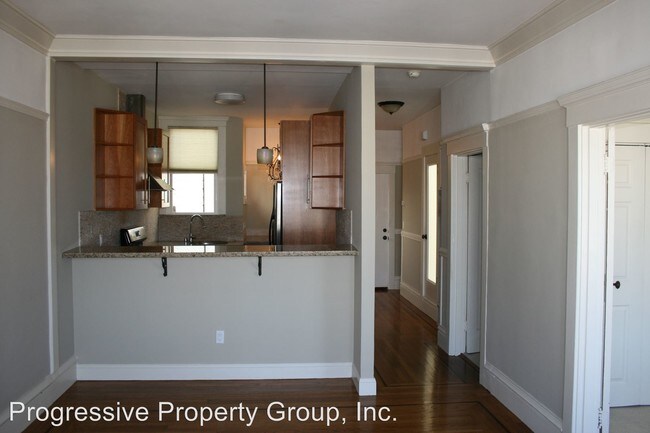 Foto del edificio - 1 br, 1 bath House - 2261A Fulton Street