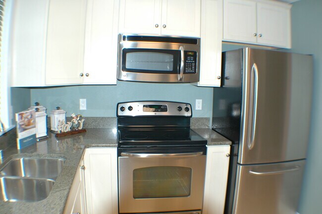 Foto del edificio - Longfellow Creek Condos