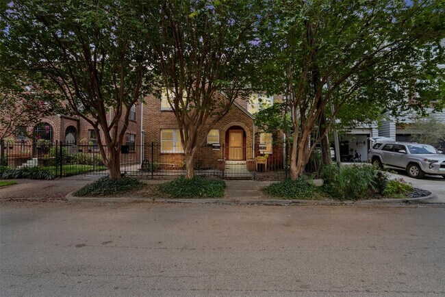 Foto del edificio - 1812 Stanford St