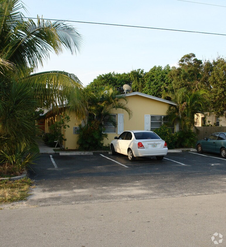 Building Photo - 316 SW 15th St