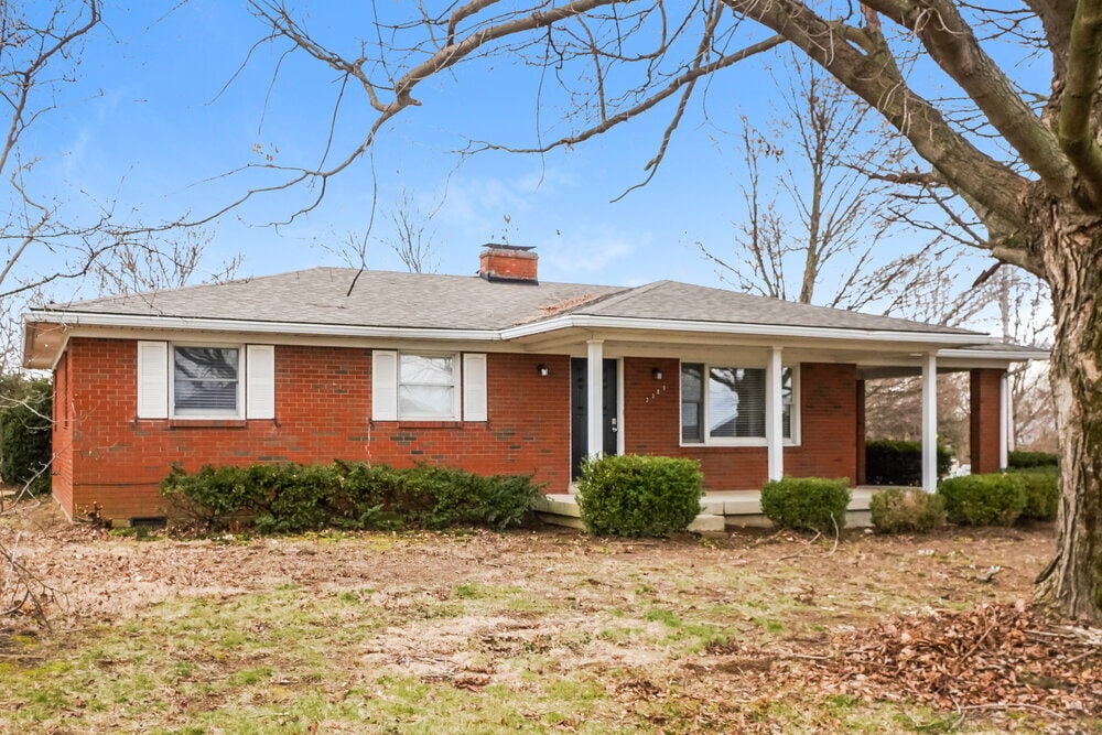 Primary Photo - 2389 Mt Eden Rd