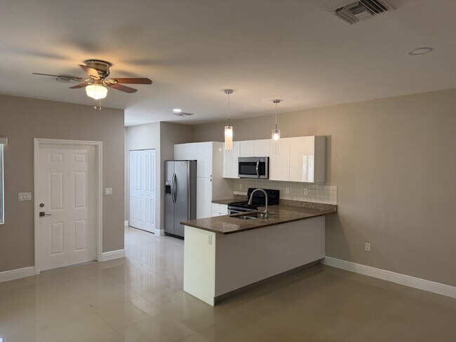 Foto del edificio - 1308 NW 2nd St
