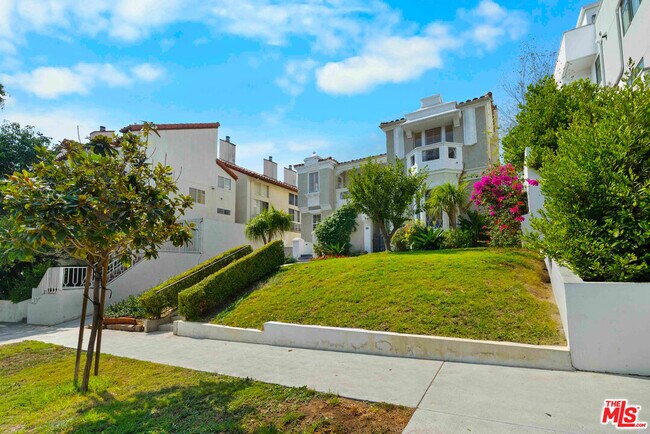 Foto del edificio - 865 S Lucerne Blvd