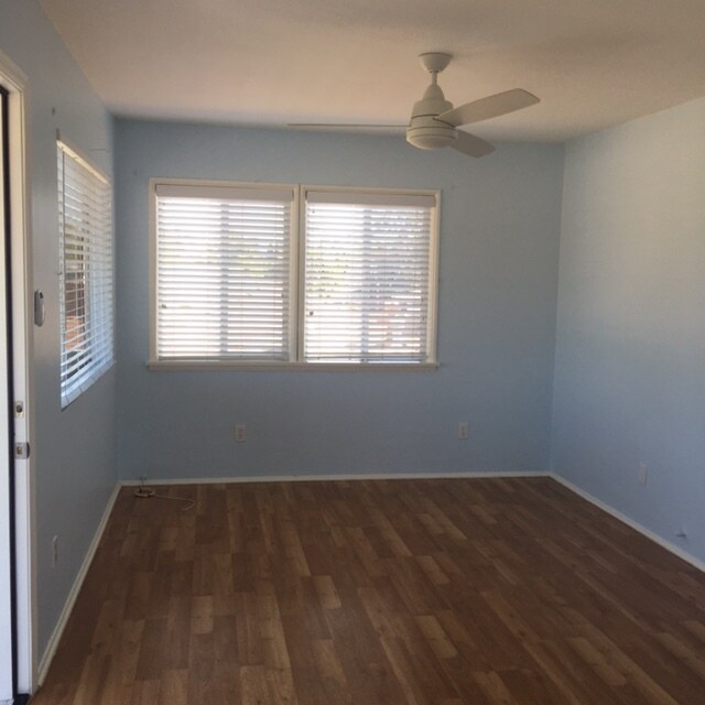 Building Photo - 3733 Lewis Ave