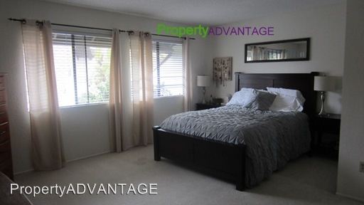 Building Photo - 2558 Ocean Cove Dr