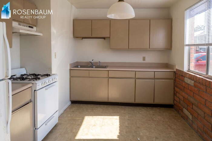Foto del edificio - 3609 E Glenn St