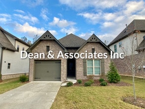 Building Photo - 2044 Springfield Dr