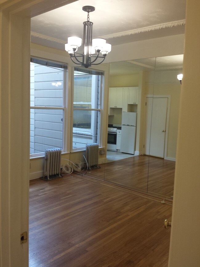 Foto del edificio - 1200 Pine St