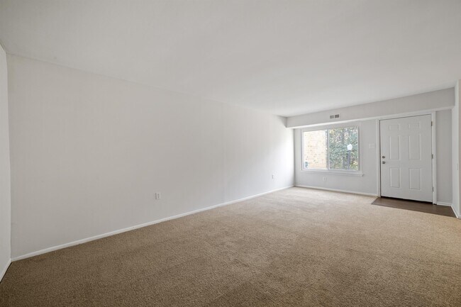 Foto del edificio - 706 Timber Creek Rd