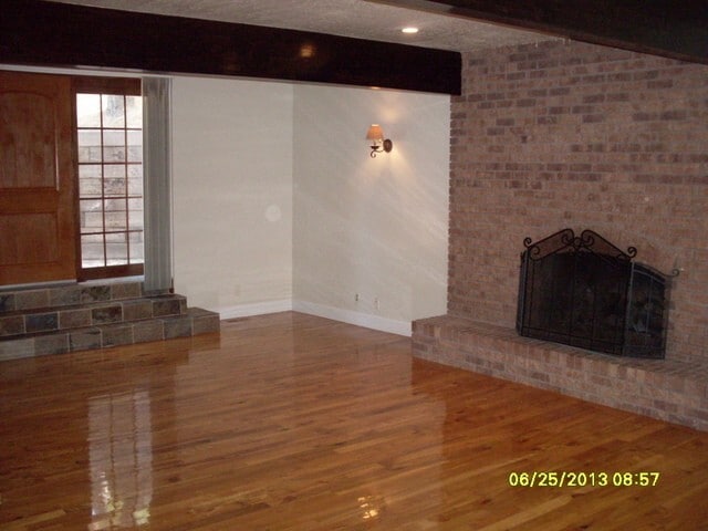 Building Photo - 3145 E Crk Rd