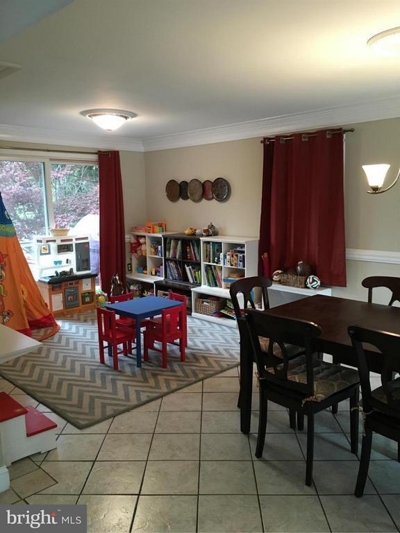 Foto del edificio - 7324 Blanchard Dr