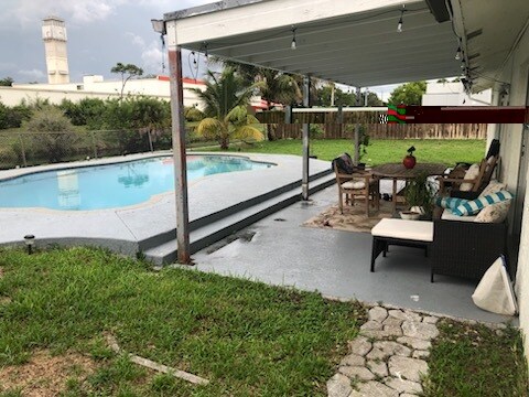 Foto del edificio - 4770 NW 77th Terrace