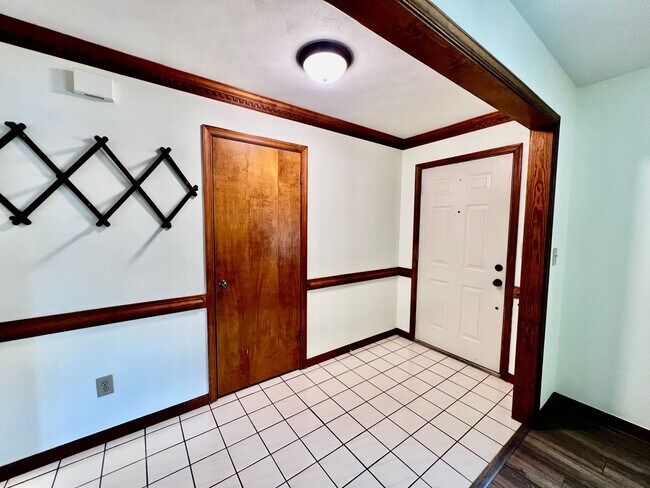 Foto del edificio - 4 bedroom ranch in the desirable Bellamy W...