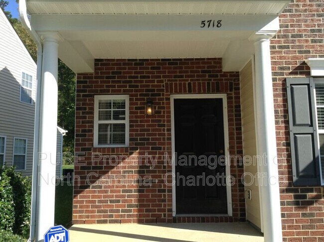 Building Photo - 5718 Bent Creek Cir