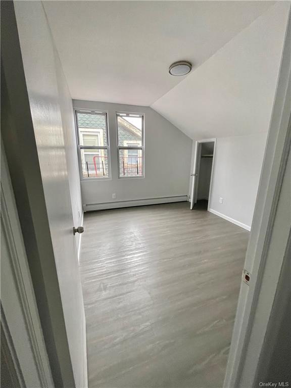 Building Photo - 4017 Carpenter Ave
