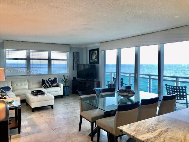 Building Photo - 6917 Collins Ave