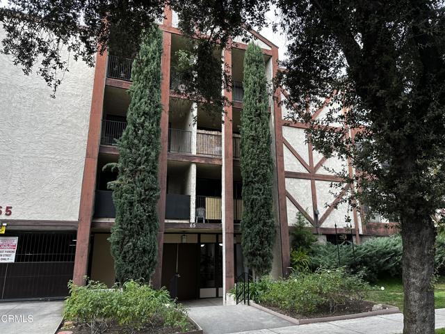 Building Photo - 65 Allen Ave