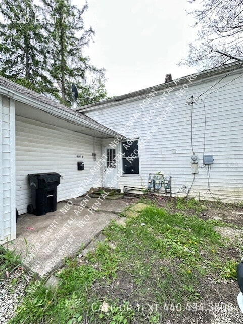 Building Photo - 416 East Ave