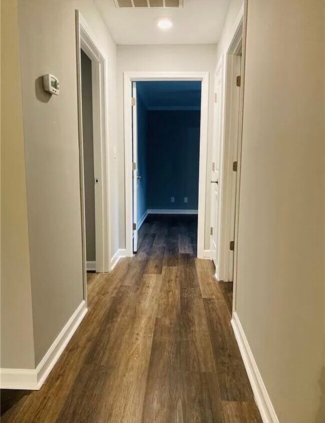 Foto del edificio - 321 Mallard Head Ln