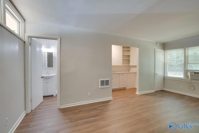 Foto del edificio - 204 Grayson St SE