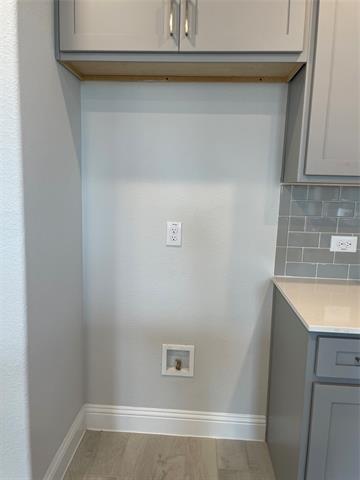 Building Photo - 608 Portina Dr