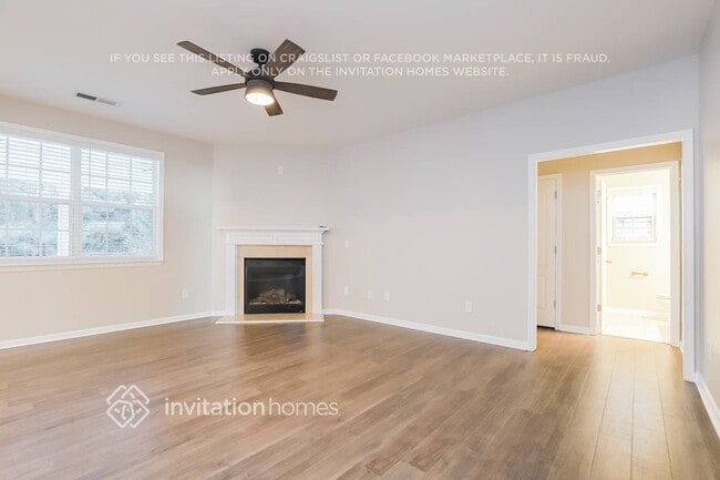 Foto del edificio - 158 Diamond Ridge Ave