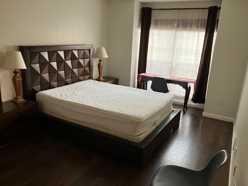 Foto del edificio - 22 Howard Ct