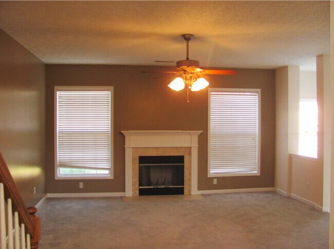 Foto del edificio - 2429 Gooseberry Cir