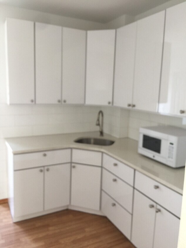 Foto principal - 378 McGuinness Blvd