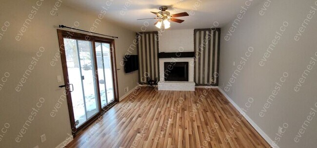 Building Photo - 6532 Amy Dr