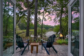 Building Photo - 665 Daniel Whaley Rd