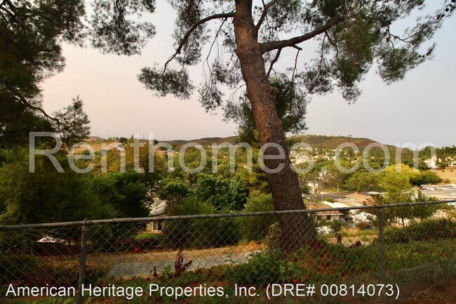 Building Photo - 2 br, 1.5 bath House - 12235 Wilsey Way